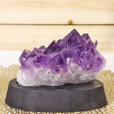 amethyst-clusters-on-stand-unique-crystals-cat